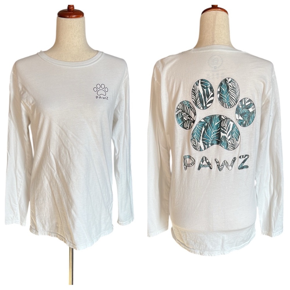 Pawz long sleeve pullover Tshirt